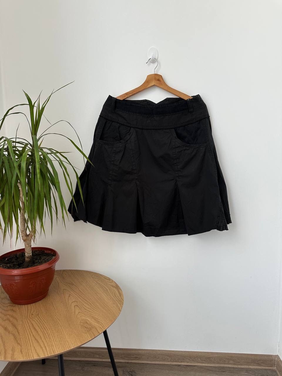 Japanese Brand × Vintage Vintage IKKS Womens Black Avant Garde Cargo Black Mini Skirt Size 30" / US 8 / IT 44 - 3 Thumbnail