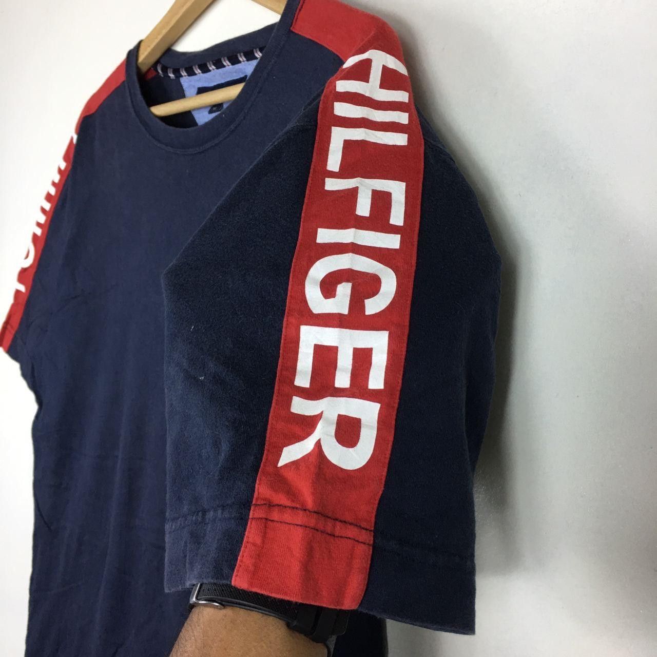 Tommy Hilfiger Vtg TOMMY HILFIGER Spell Out Side Tap Sailing Gear Size XL / US 12-14 / IT 48-50 - 3 Thumbnail
