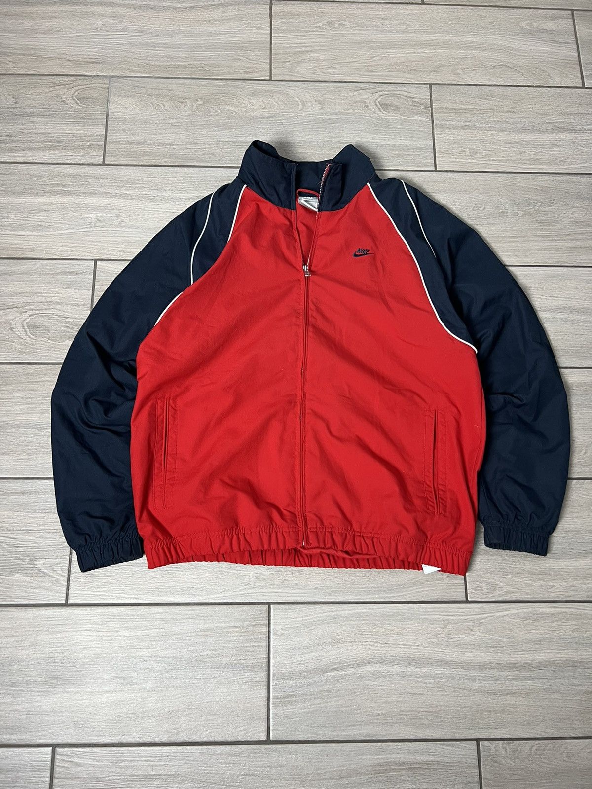 Nike Nike Vintage Jacket Drill Y2K Red Mini Logo❤️ Size US M / EU 48-50 / 2 - 1 Thumbnail