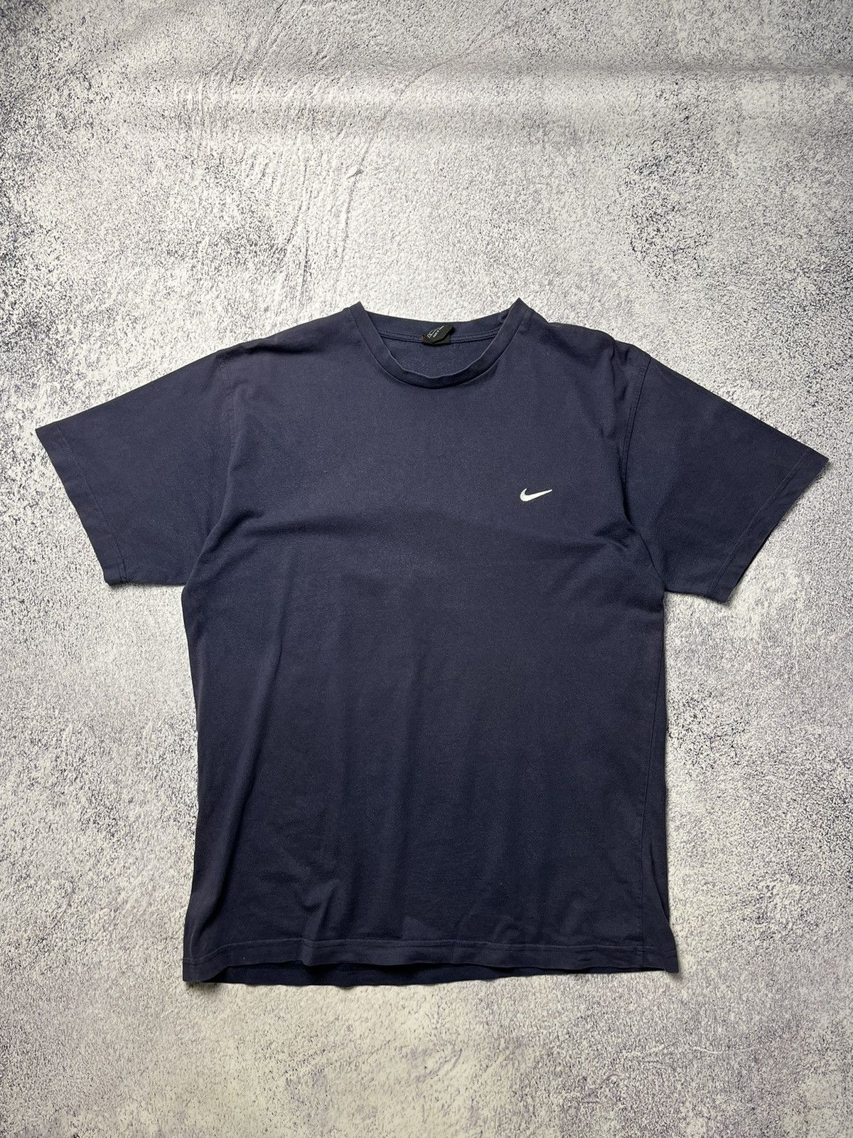 Nike Vintage THRASHED Nike Distressed Tee Shirt Mini Check Size US XL / EU 56 / 4 - 1 Thumbnail