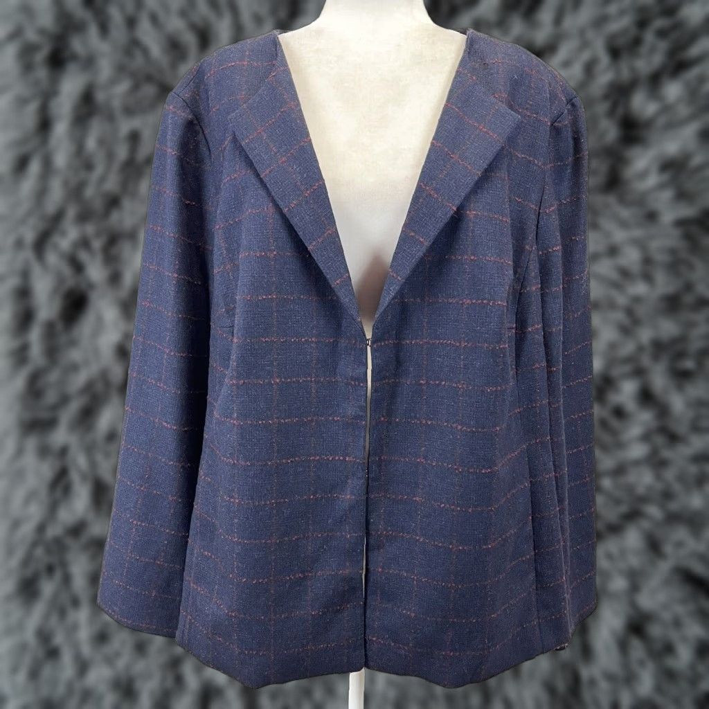 Talbots VINTAGE? No, it's not vintage. Title should be: Talbots Blazer Navy Windowpane Wool Blend 24W Plus Career Women's Jacket Blue 24W Plus Blazer Women Size 4XL / US 24-26 - 1 Thumbnail