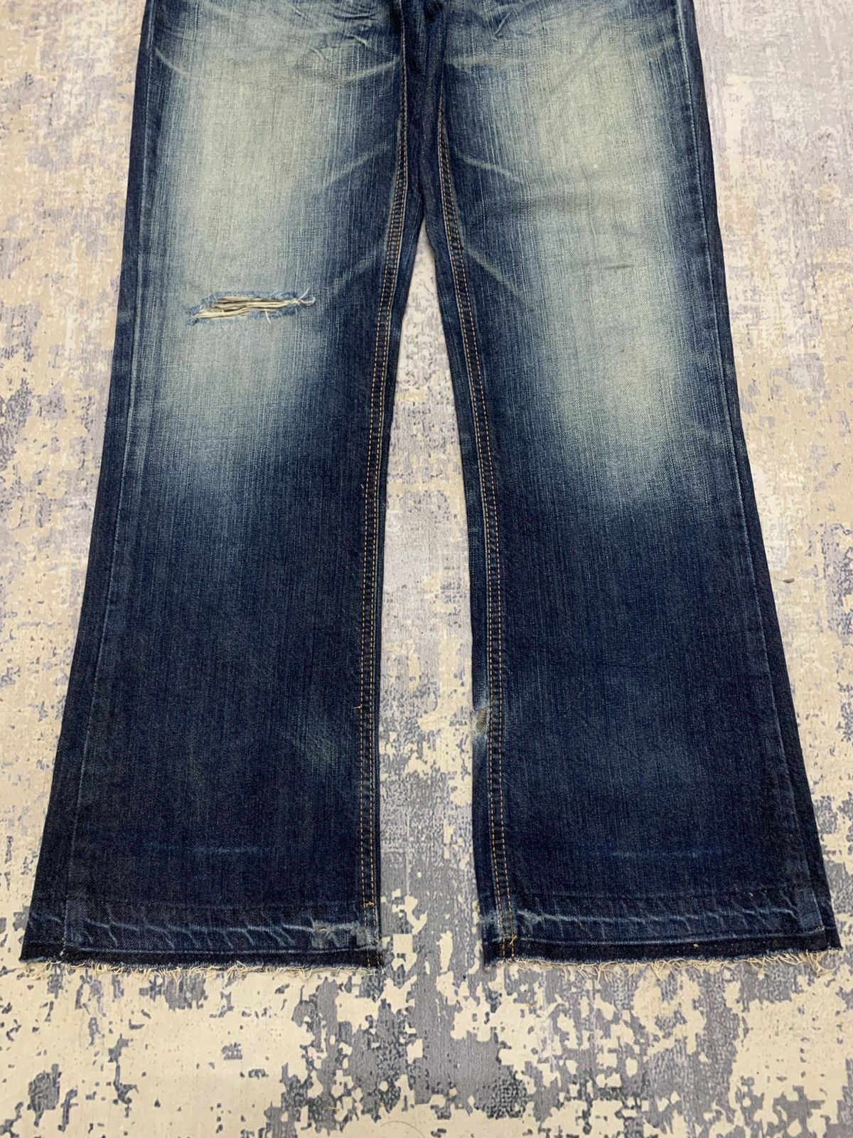 Edwin EDWIN XVS WESTERN COWBOY STYLE LOW RISE JEANS Size US 29 - 3 Thumbnail
