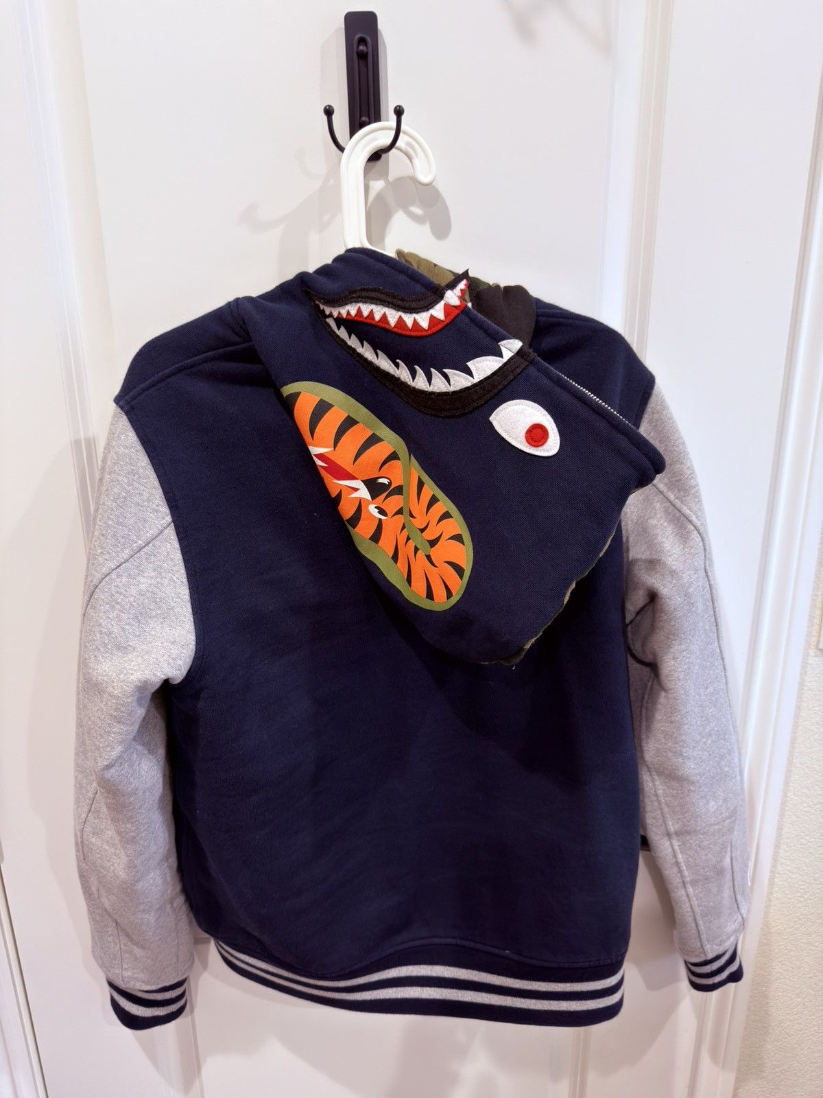 Bape BAPE Batting shark full zip hoodie jacket Size M Size US M / EU 48-50 / 2 - 3 Thumbnail