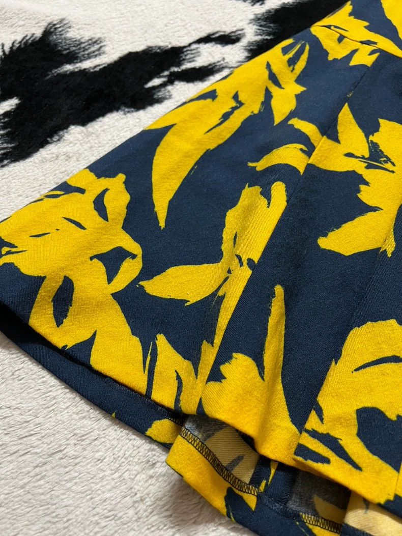 Dries Van Noten DRIES VAN NOTEN Yellow woolen leaf skirt Size 33" - 3 Thumbnail