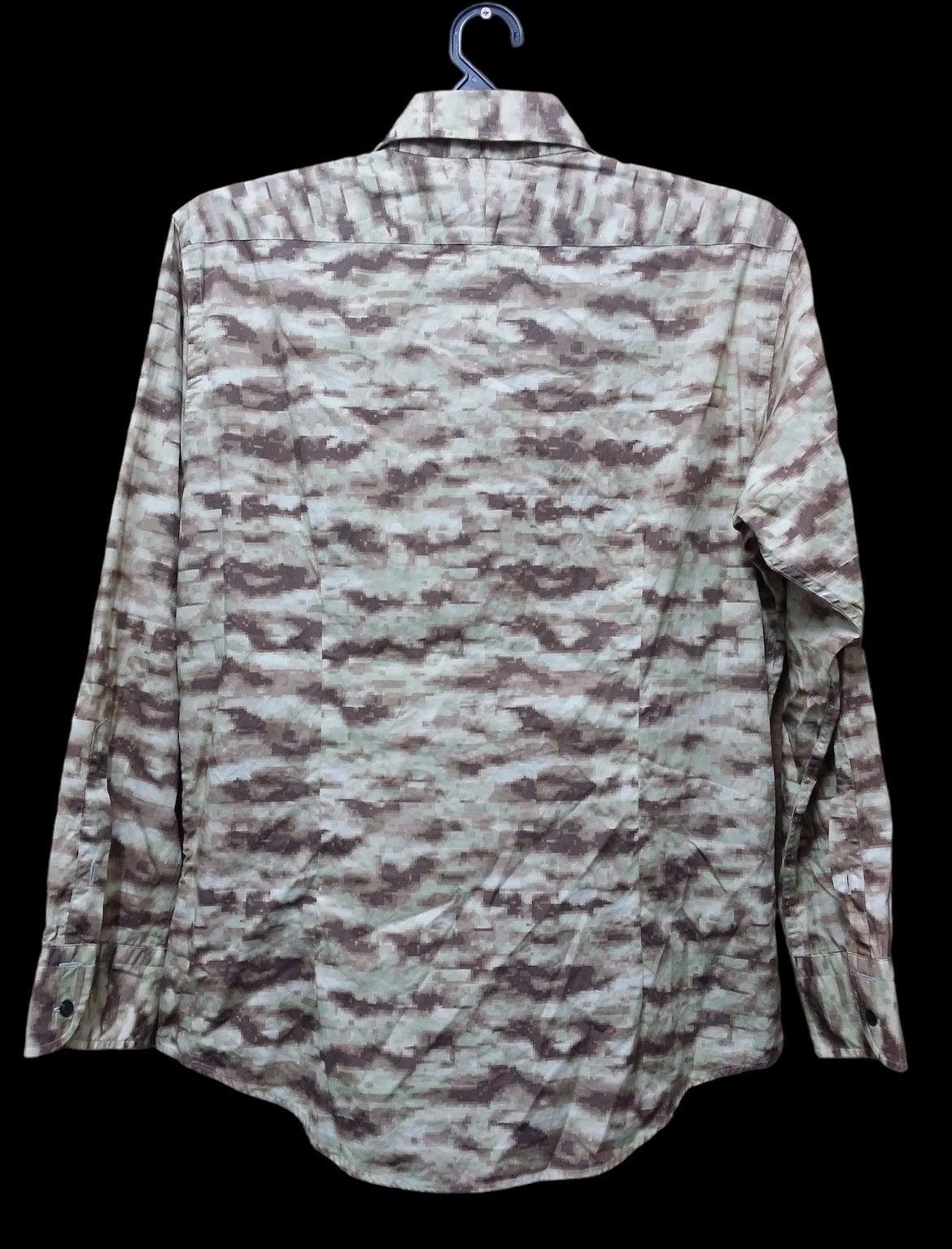 Burberry AUTHENTIC BURBERRY BLACK LABEL CAMO LONG SLEEVE SHIRT Size US L / EU 52-54 / 3 - 2 Thumbnail