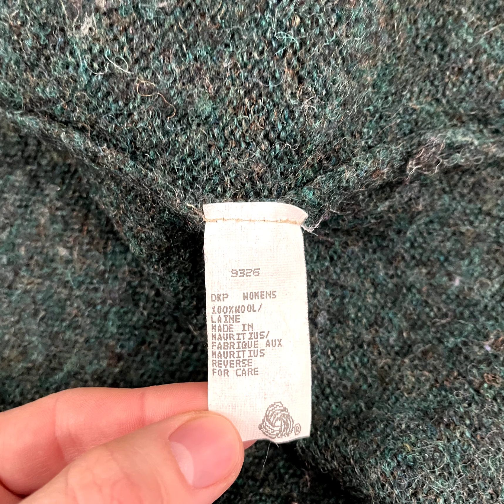 Vintage VINTAGE WOOLRICH Sweater Womens Small Green Argyle Wool Knit Turtleneck Pullover Holiday Size S / US 4 / IT 40 - 3 Thumbnail