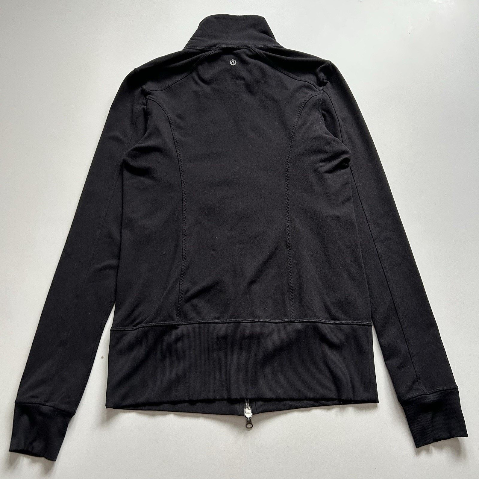 Lululemon Lululemon Asana Athleisure Zip Jacket Ruffle Black Medium Size M / US 6-8 / IT 42-44 - 3 Thumbnail