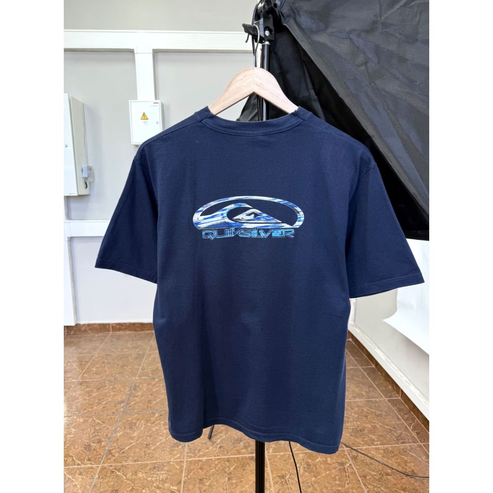 Quiksilver VINTAGE Quiksilver Australia T-Shirt Dark Blue Mens M 90s Rare Retro Hype 90s Size US M / EU 48-50 / 2 - 2 Thumbnail