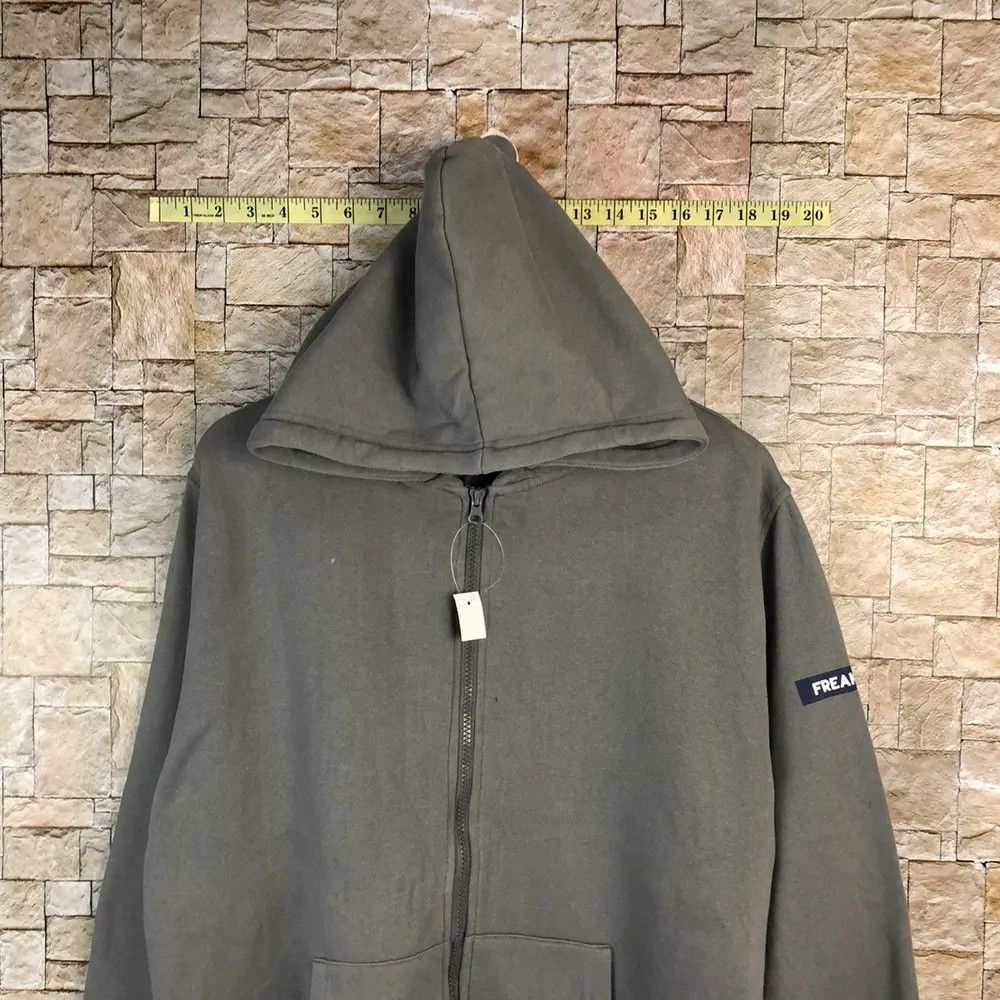 Japanese Brand Marlboro X Freaks Store Grey Hoodie sweatshirt #A830 Size US L / EU 52-54 / 3 - 5 Thumbnail