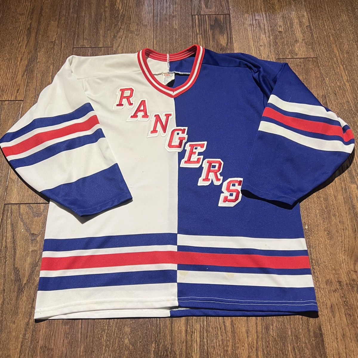 Ccm × NHL × Vintage vintage split gretzky new york rangers jersey Size US L / EU 52-54 / 3 - 1 Thumbnail