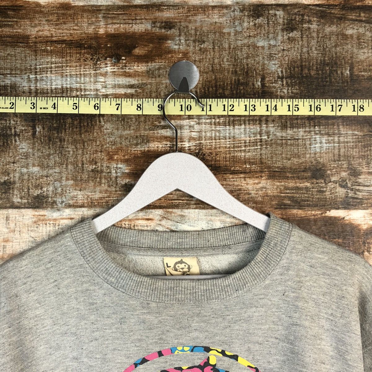 Japanese Brand × Vintage Uittg Baby Grey vintage Sweatshirt #A1505 Size US L / EU 52-54 / 3 - 4 Thumbnail