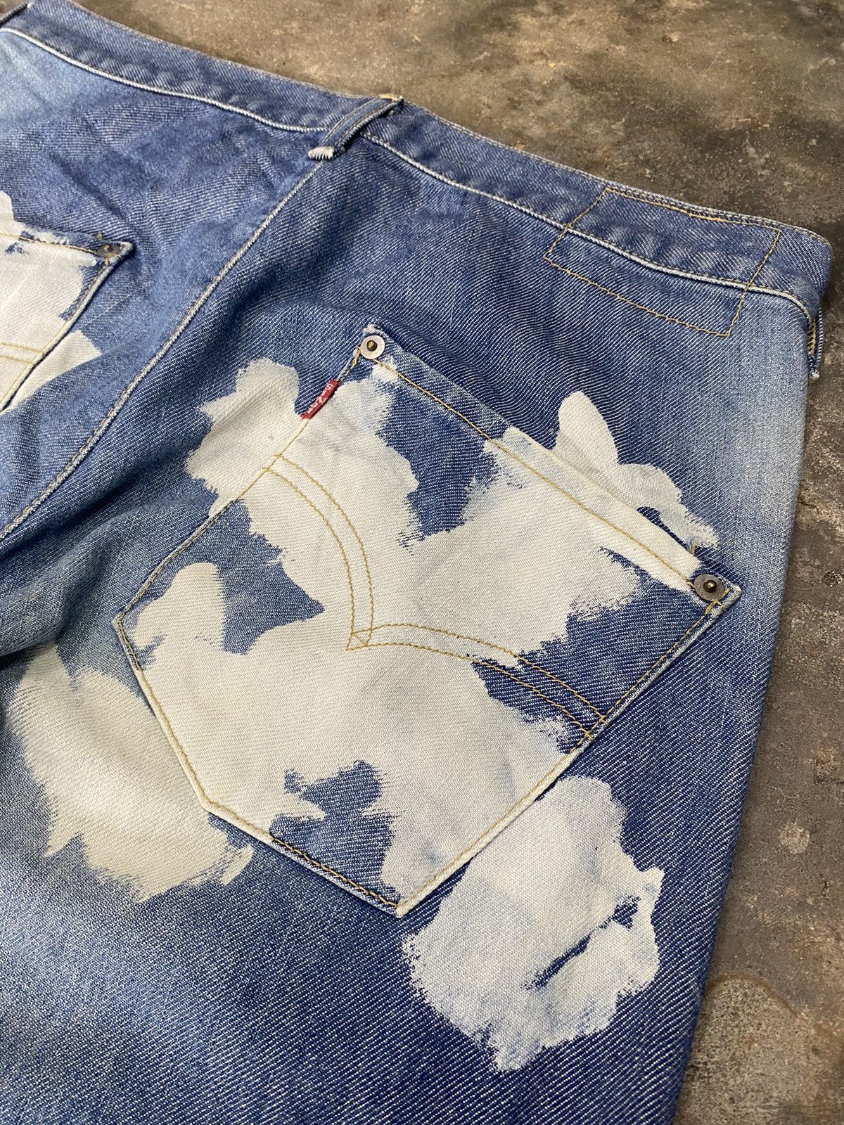 Japanese Brand × Levi's × Vintage Lev’is blue jeans wash japanese brand Size US 30 / EU 46 - 13 Thumbnail