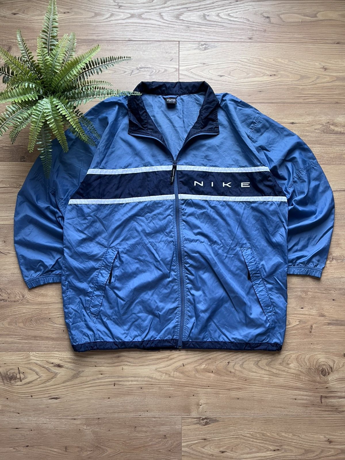 Nike 90’s NIKE RETRO SPELLOUT LOGO SWOOSH VINTAGE TRACK JACKET Size US XL / EU 56 / 4 - 1 Thumbnail