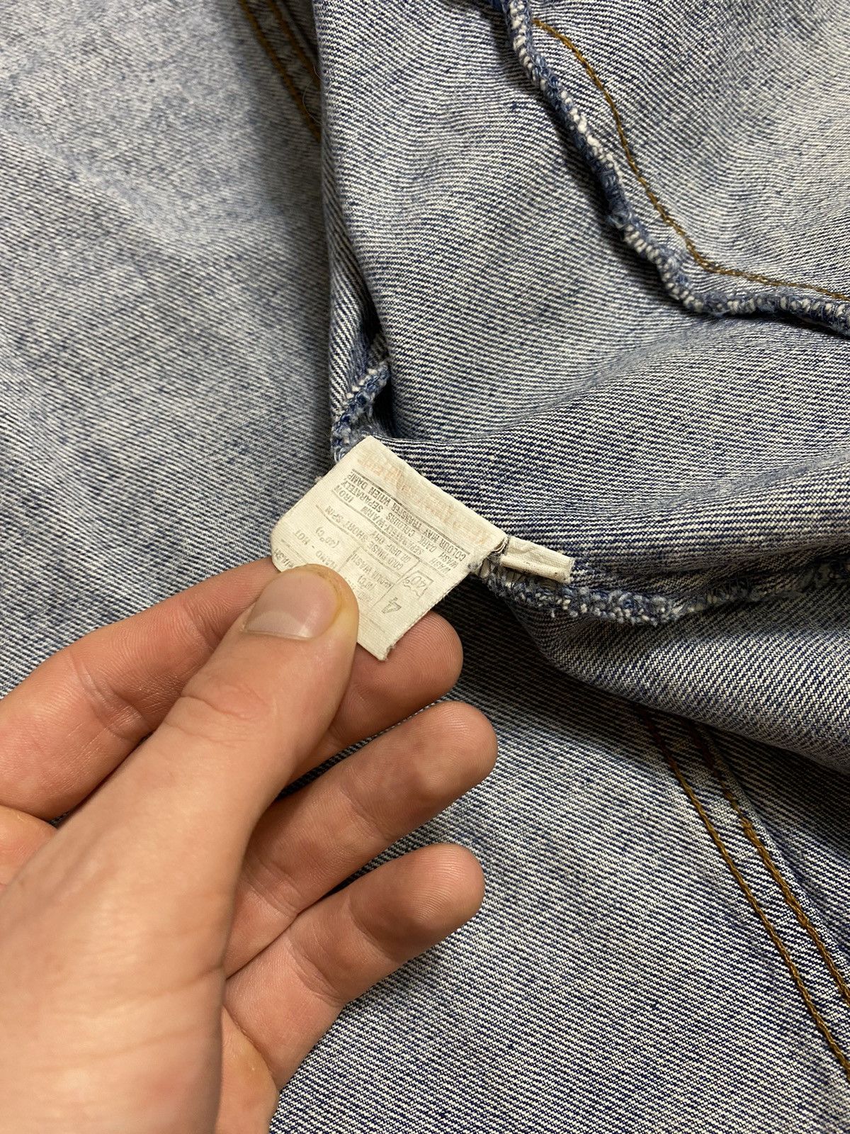 Vintage Vintage Distressed Denim Jacket. Size US XL / EU 56 / 4 - 8 Thumbnail