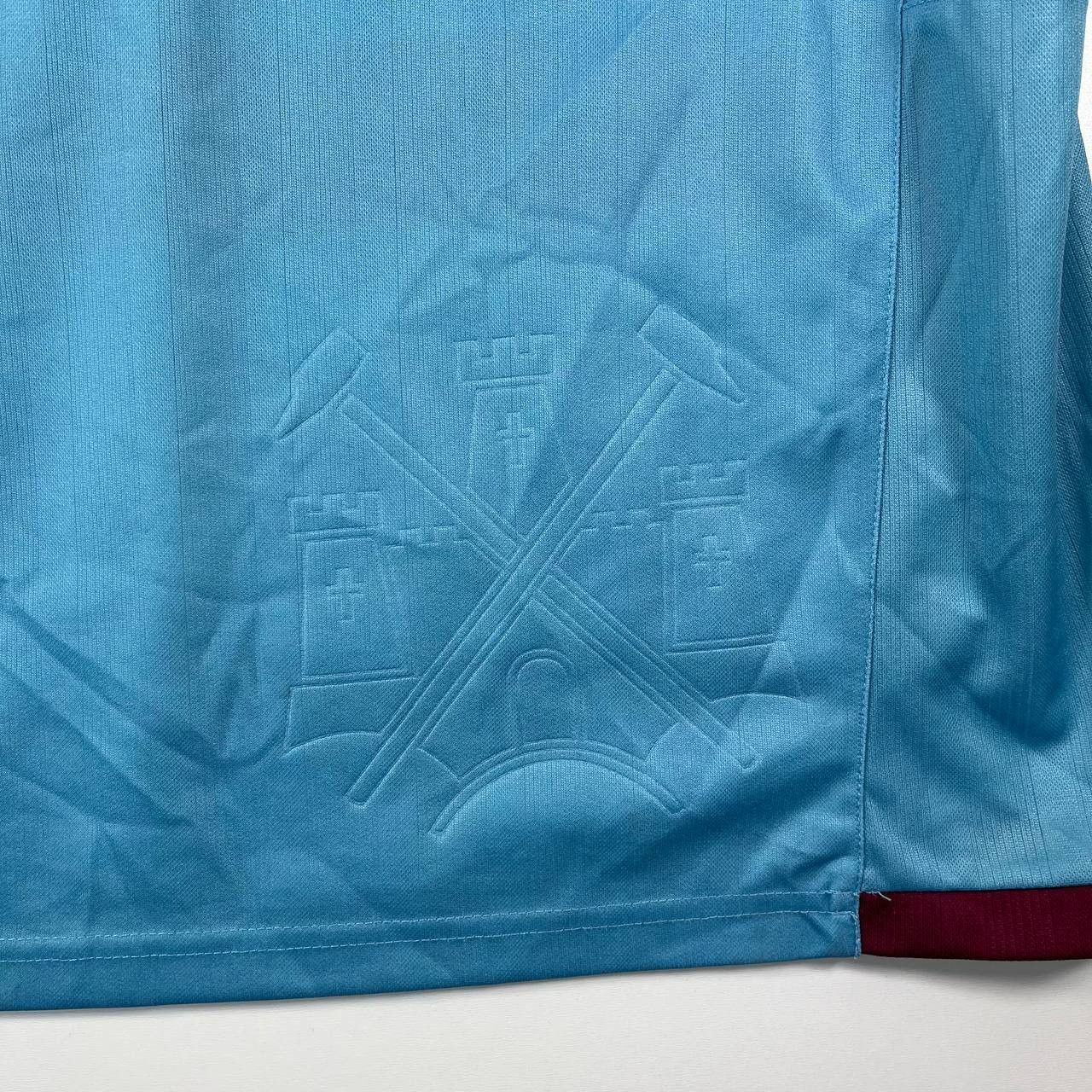 Macron West Ham United 2012 Home Football Soccer Shirt Macron Sz L Size US L / EU 52-54 / 3 - 7 Thumbnail