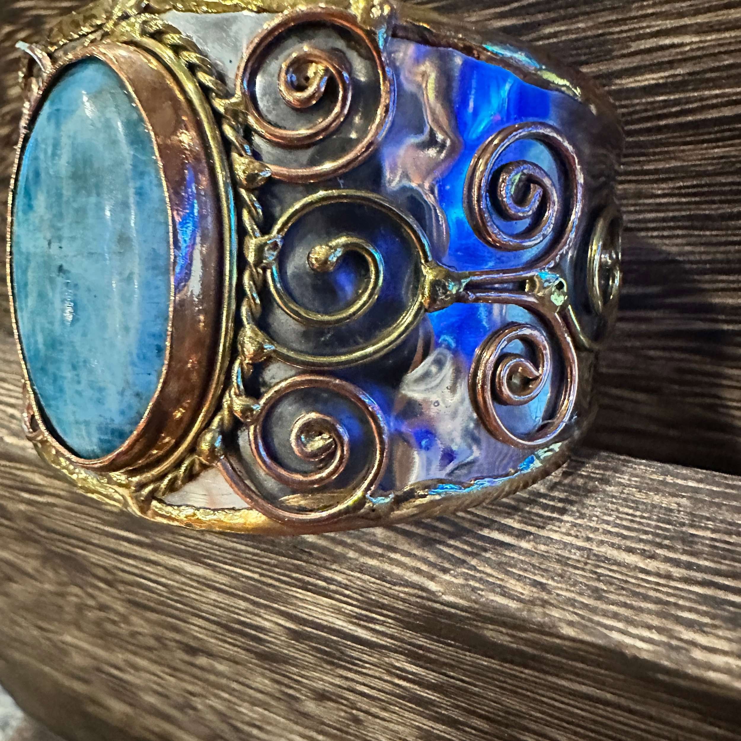 Other Artisan-Made 2-inch Wide Cuff Bracelet with Apatite Stone an Size ONE SIZE - 2 Thumbnail