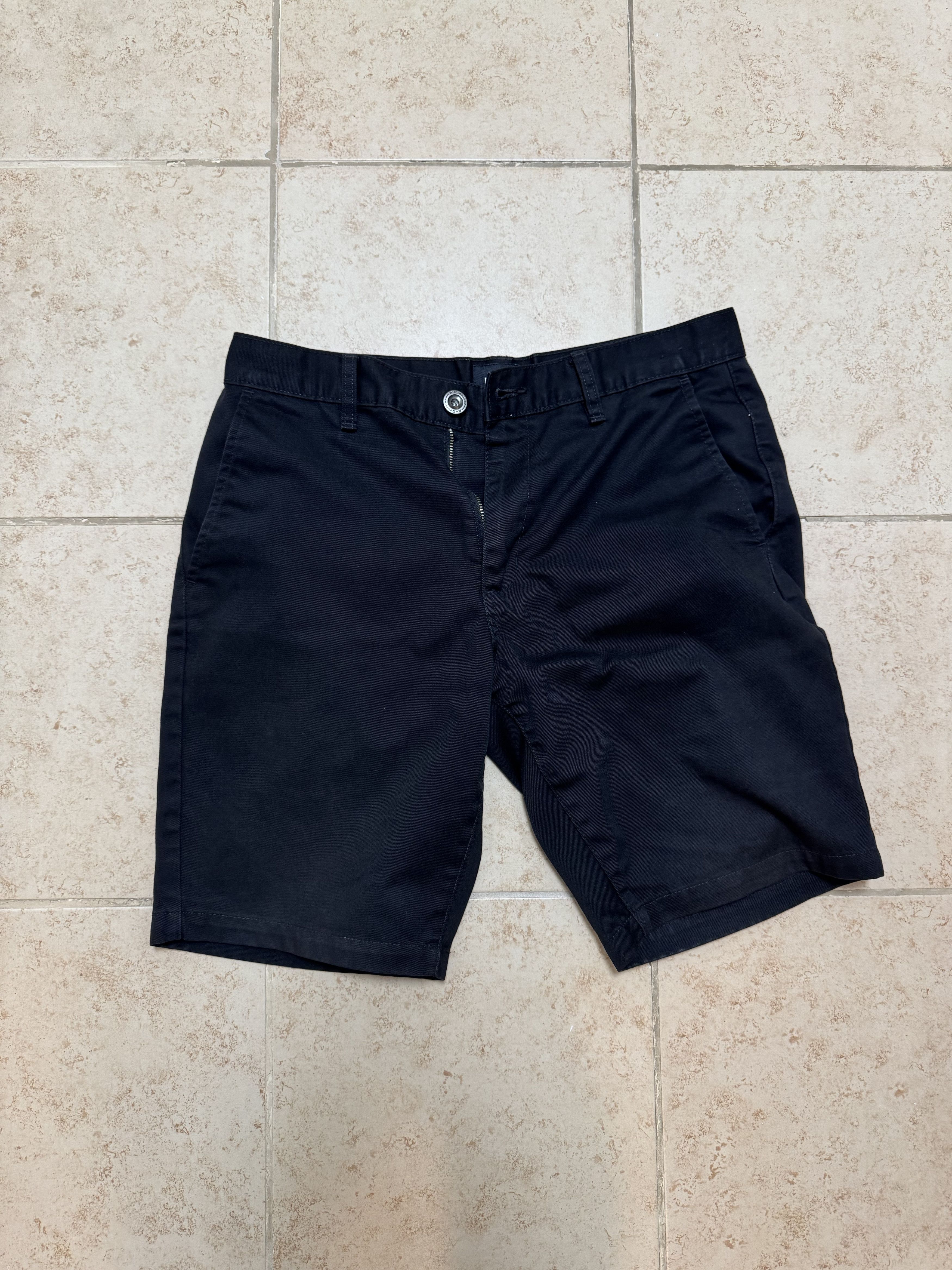 RVCA RVCA Chino Shorts Size US 32 / EU 48 - 1 Thumbnail
