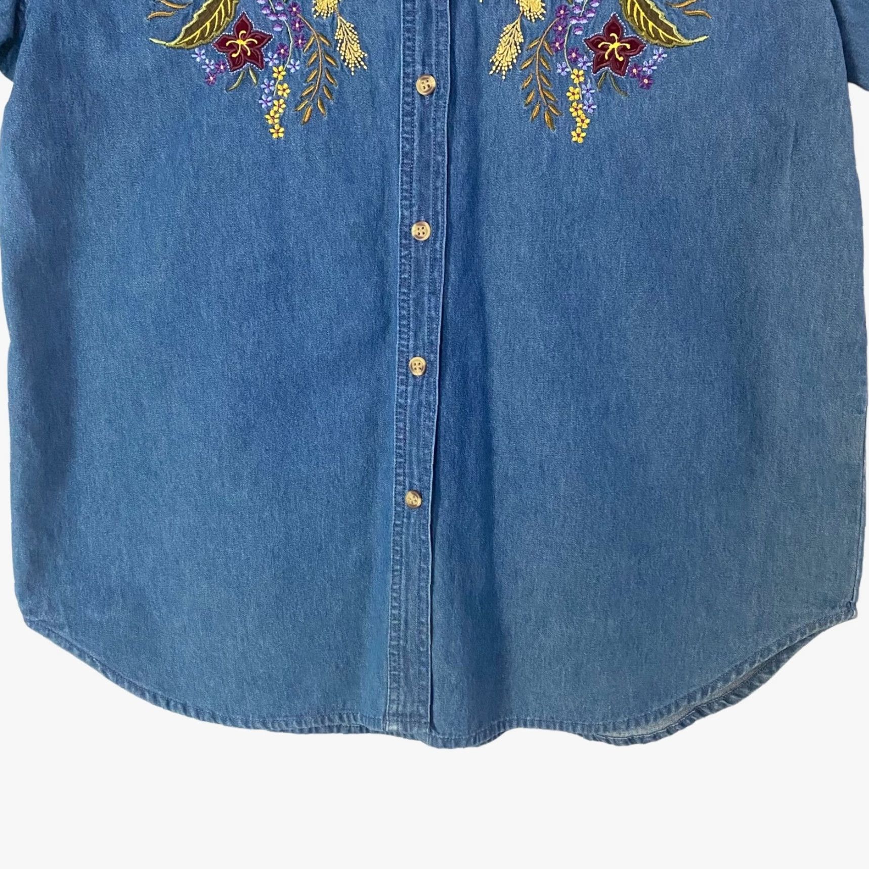 Vintage VINTAGE Bobbie Brooks Denim Shirt Embroidered Floral Print Button-Up Women's XL Blue Size XL / US 12-14 / IT 48-50 - 6 Thumbnail