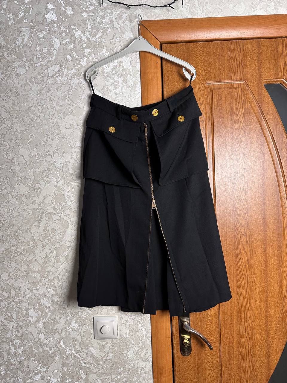Alexander McQueen Alexander McQueen Skirt with Front Zip and Pocket Details Size 32" / US 10 / IT 46 - 8 Thumbnail
