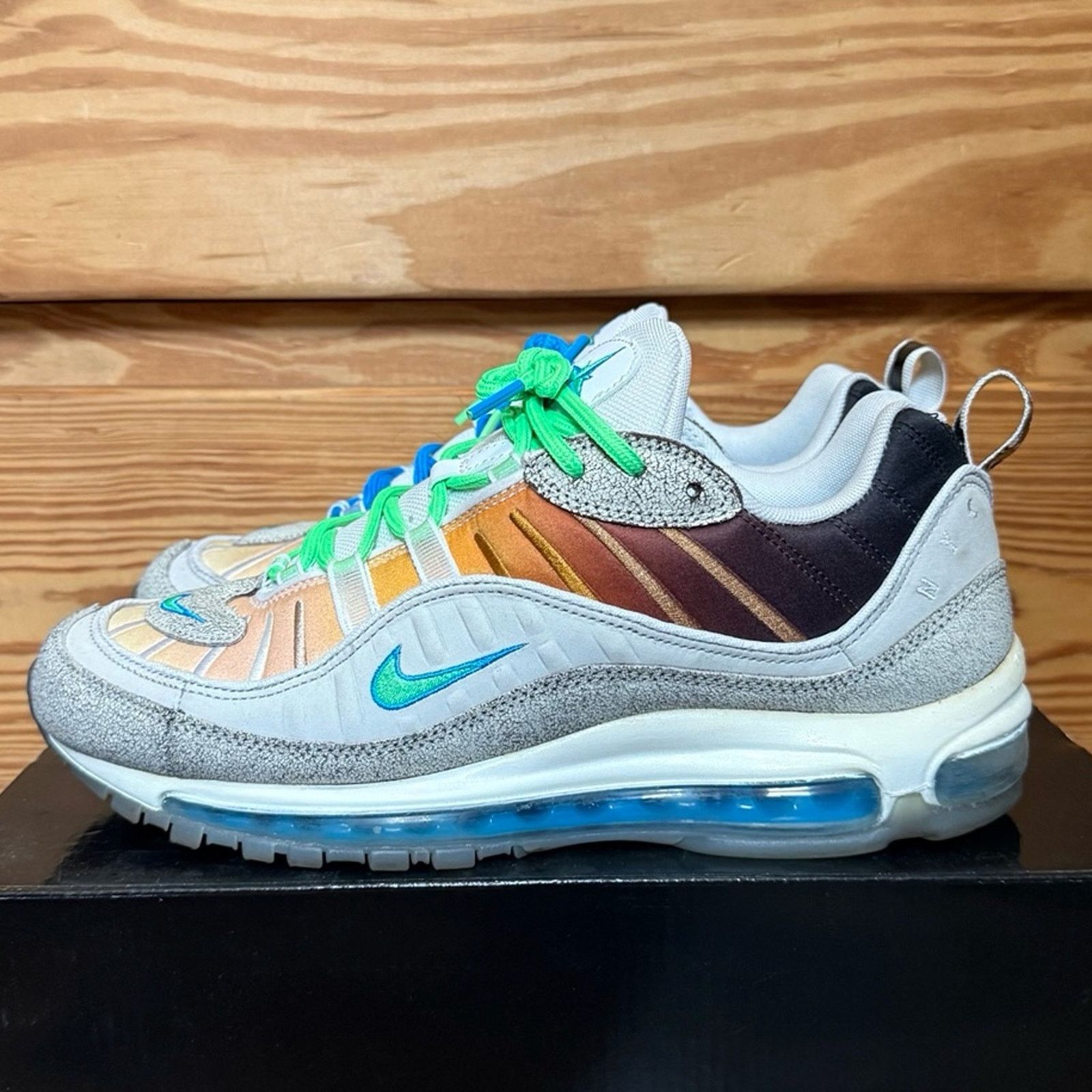 Nike 2019 Nike Air Max 98 On Air NYC La Mezcla Size US 9.5 / EU 42-43 - 8 Thumbnail