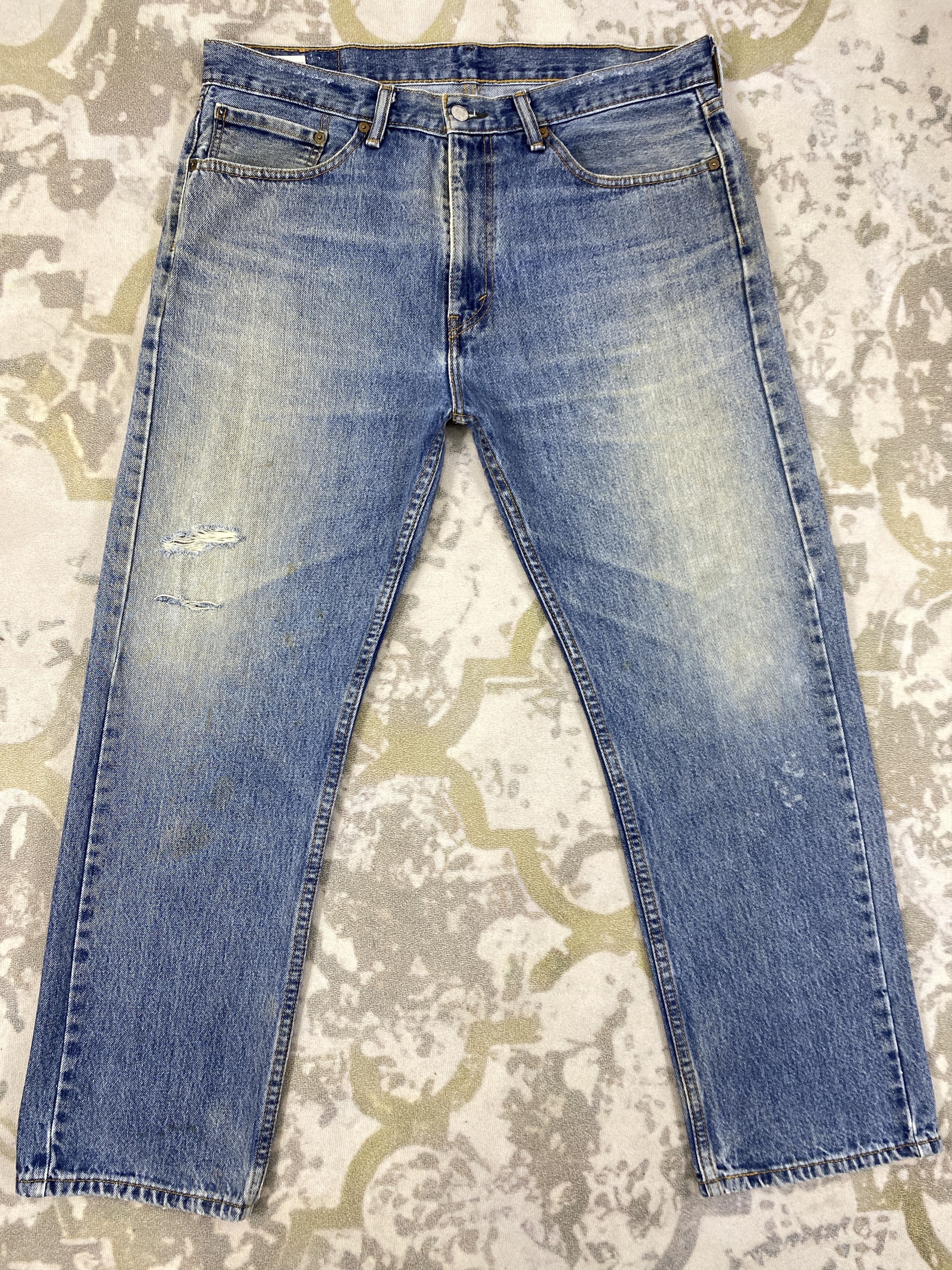 Levi's Distressed Blue Vintage Levi's 505 Jeans 36x29 Denim JN1764 Size US 36 / EU 52 - 1 Thumbnail