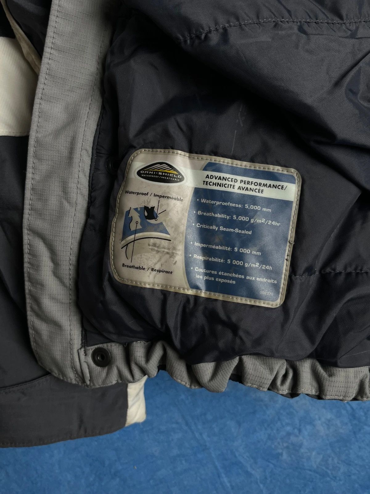 Vintage Columbia Omni Shield Gorpcore Jacket