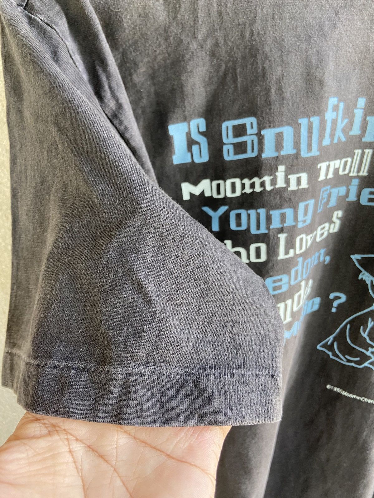 Vintage Vintage 1990’s Moomin Character Snufkin Thrashed Faded shirt Size US M / EU 48-50 / 2 - 6 Thumbnail