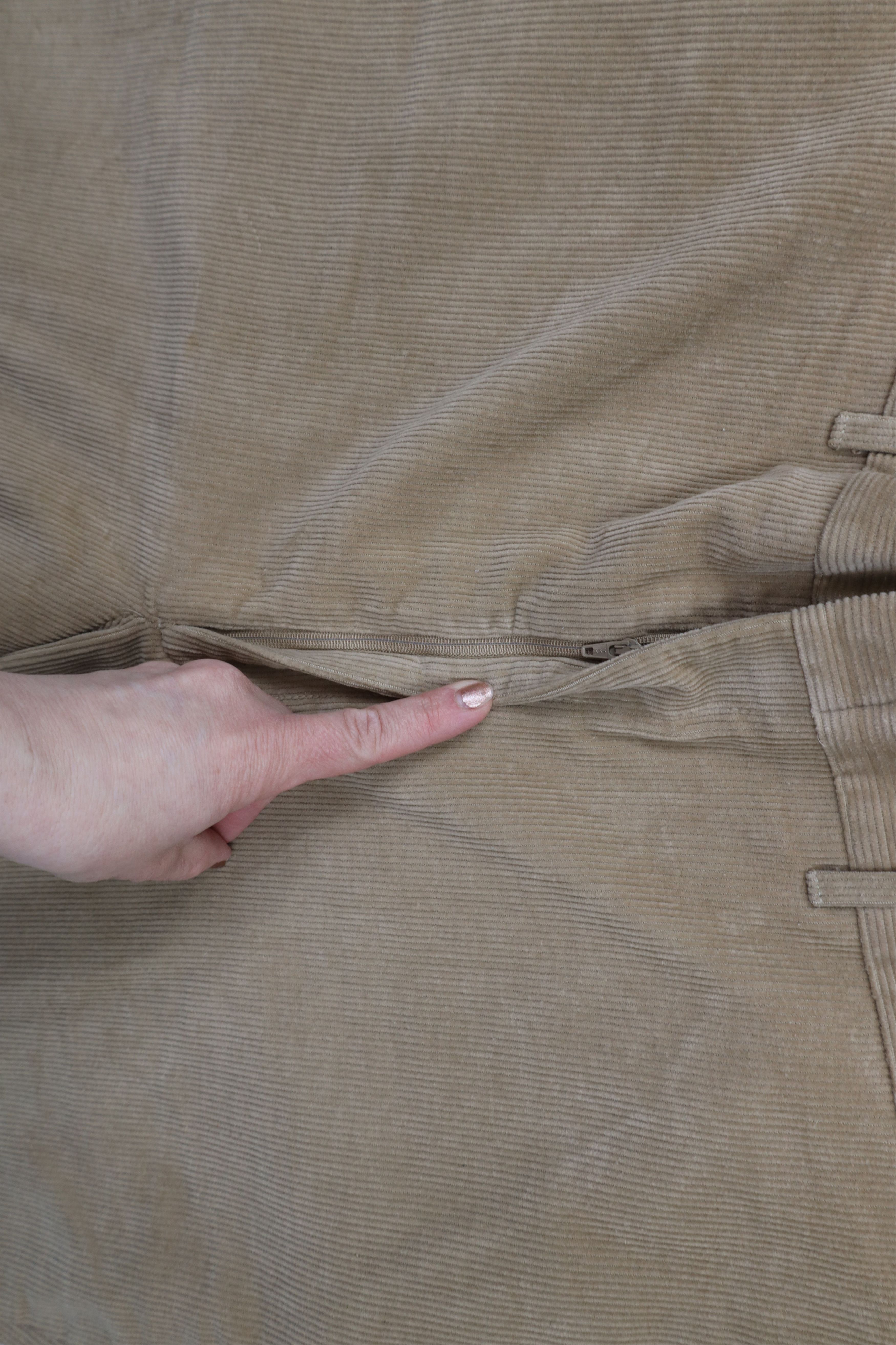 Vintage Vintage 70s Streetwear Wide Leg Bell Bottoms Corduroy Pants Size US 38 / EU 54 - 8 Thumbnail