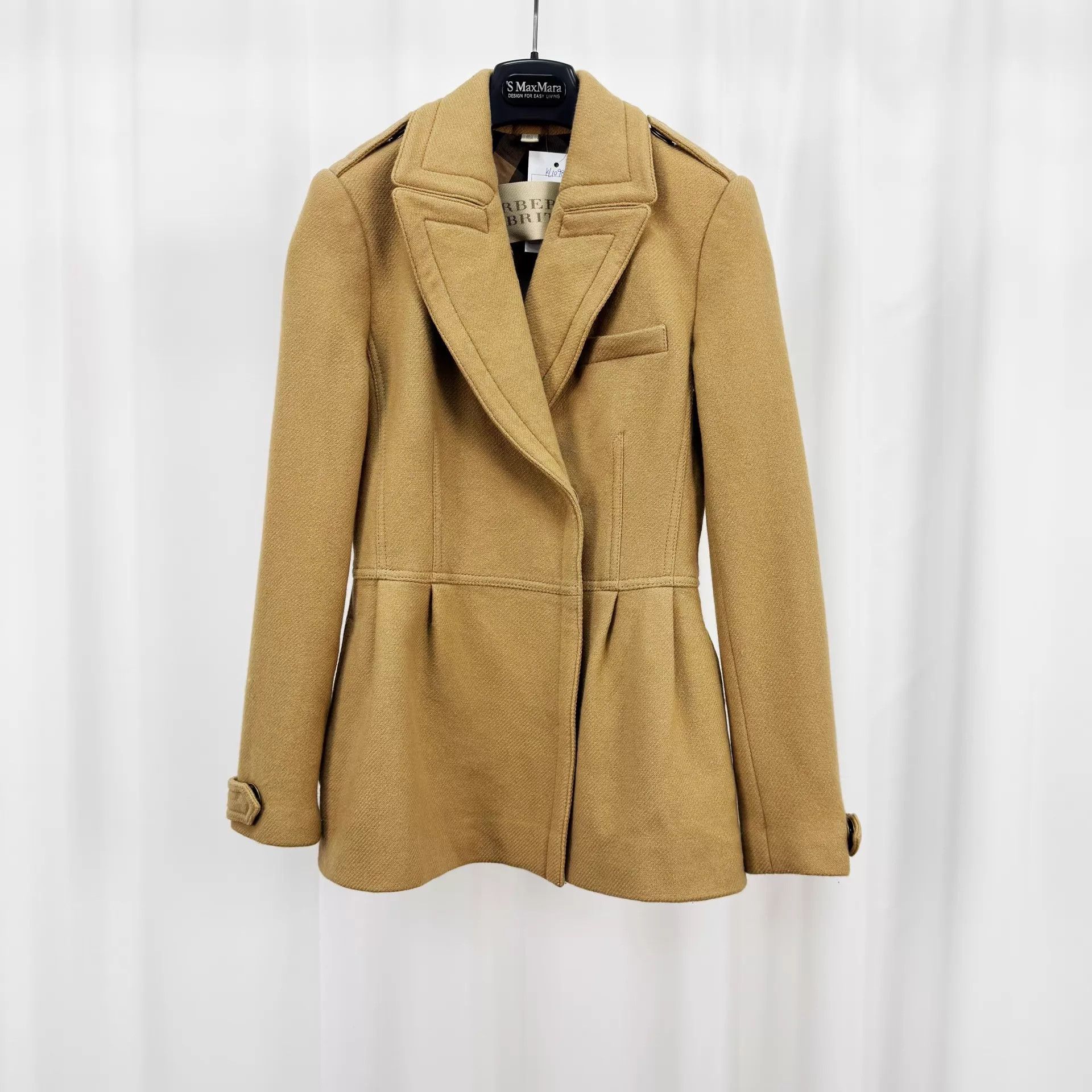 Burberry Burberry Women's Camel Lapel Wool Coat UK6 99 New Size XS / US 0-2 / IT 36-38 - 1 Thumbnail
