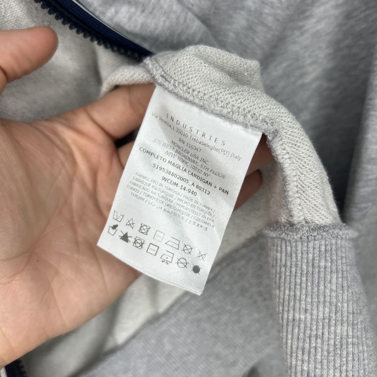Designer × Moncler Moncler Nylon Pocket Zip Up Hoodie Grey Logo Sleeve Size XS / US 0-2 / IT 36-38 - 9 Thumbnail