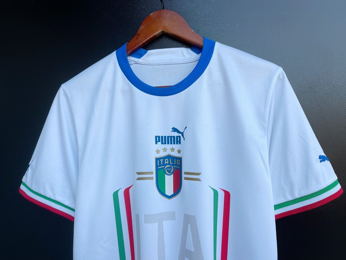 Puma 2022-23 Puma Men’s Italy National Team Away Jersey Italia Size US M / EU 48-50 / 2 - 3 Thumbnail