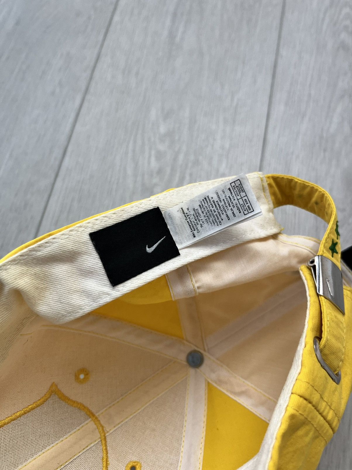 Nike × Vintage Vintage Nike Brazil Cap Soccer Blokecore Football Y2K 90s Size ONE SIZE - 13 Thumbnail