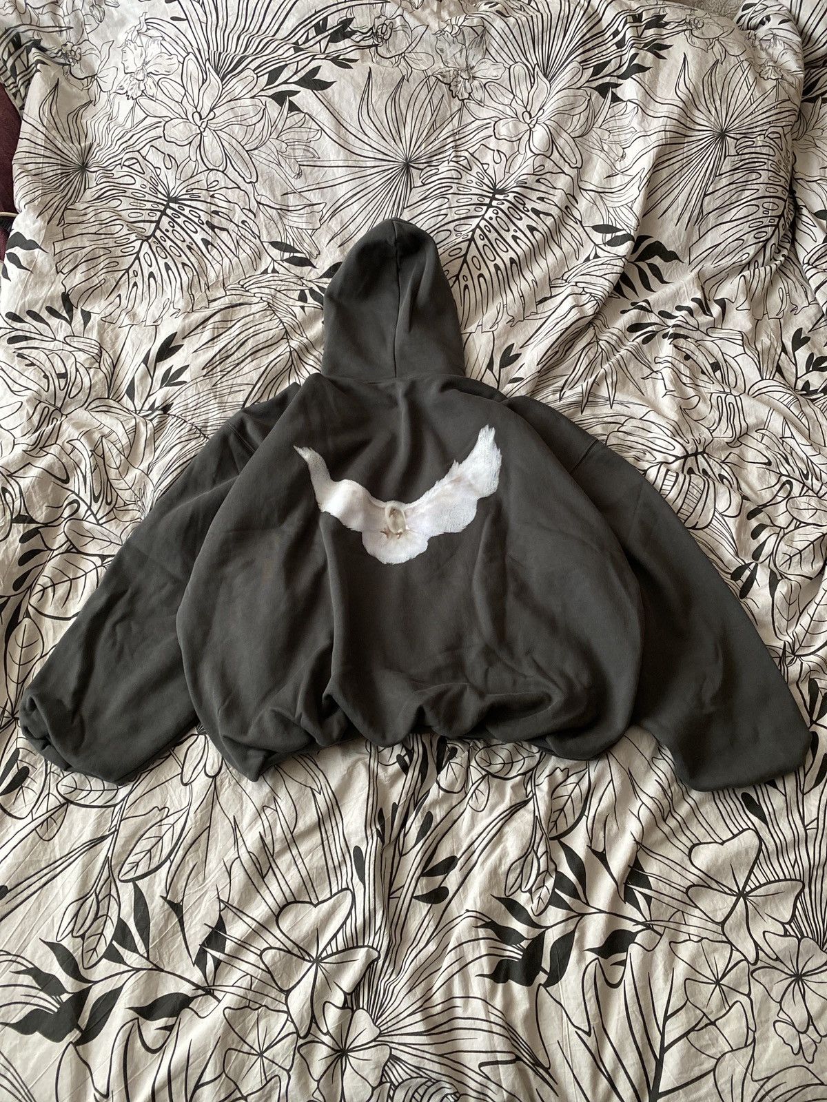 Balenciaga × Gap × Kanye West 🕊️BNWT Yeezy gap engineered by balenciaga dove hoodie Size US S / EU 44-46 / 1 - 1 Thumbnail
