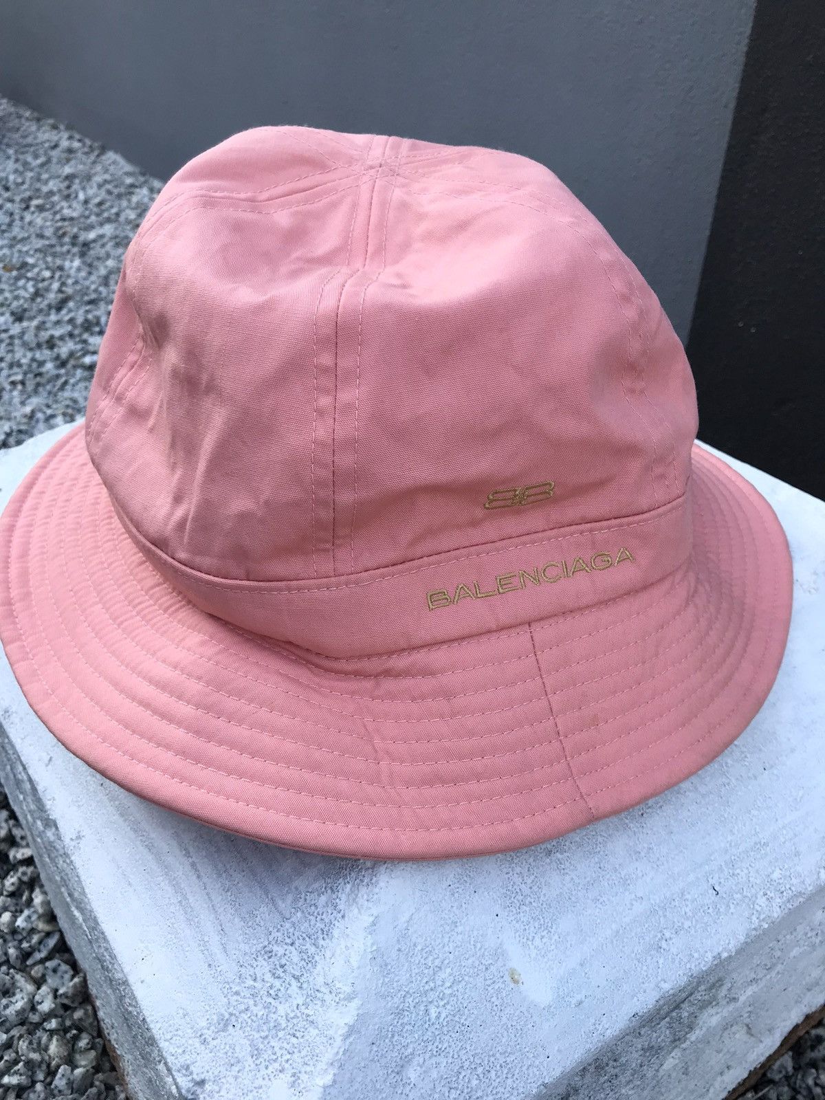 Balenciaga Vintage BALENCIAGA pink hat size L Size 26 - 2 Thumbnail