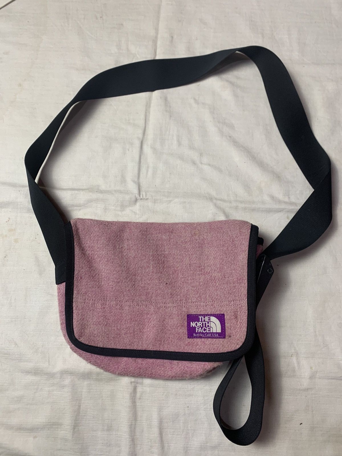 Japanese Brand The North Face Harris Tweed Slingbag Size ONE SIZE - 1 Thumbnail