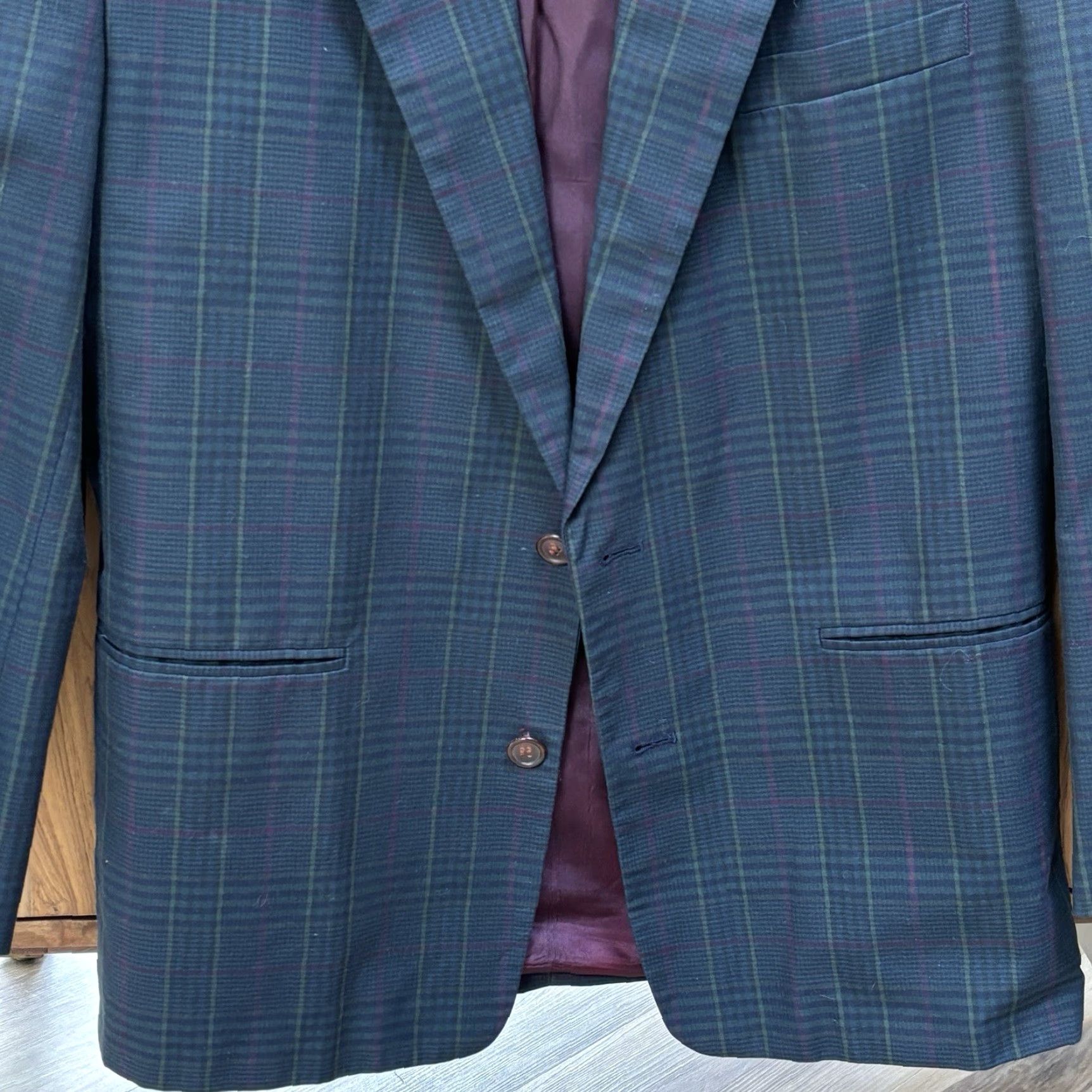 Liz Claiborne VINTAGE Claiborne Navy Plaid Cotton Blazer 40R Mens Regular Single-Breasted 2-Button Notch Lapel Summer Dress Casual Business Travel Size 40R - 3 Thumbnail