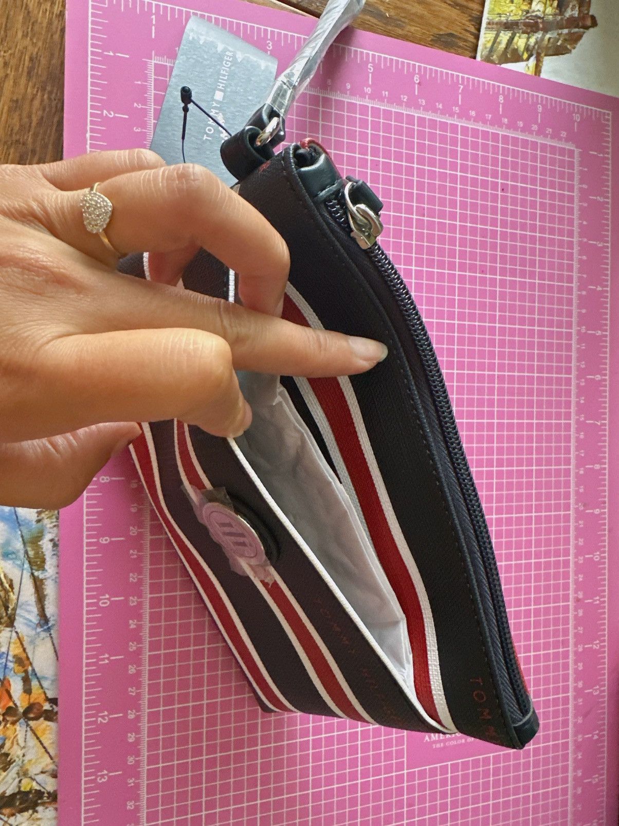 Tommy Hilfiger NWT - TOMMY HILFIGER Navy Red White Wallet Clutch Wristlet Size ONE SIZE - 3 Thumbnail
