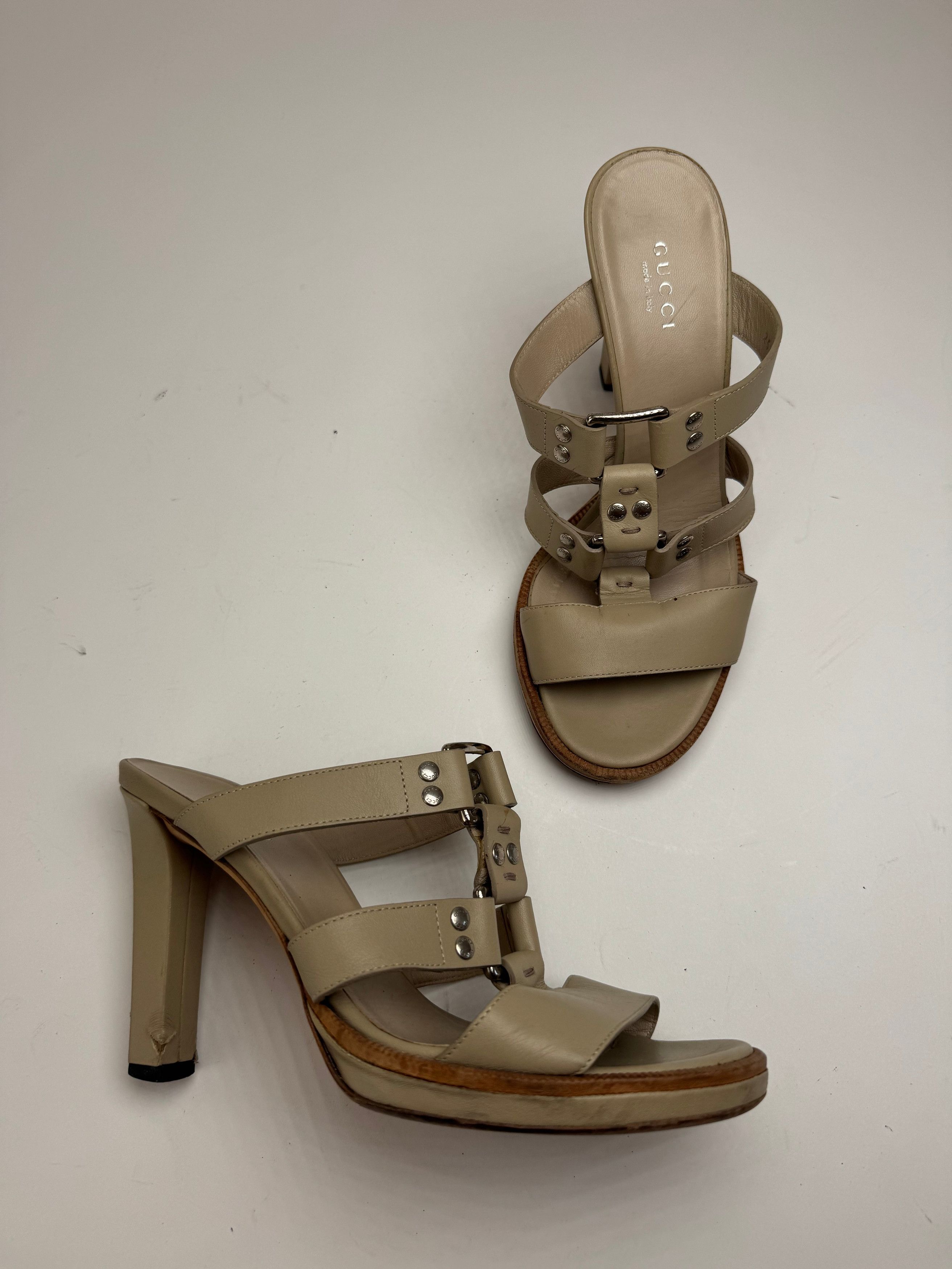 Gucci Vintage Leather Pumps Beige 37 Size US 6 / IT 36 - 1 Thumbnail