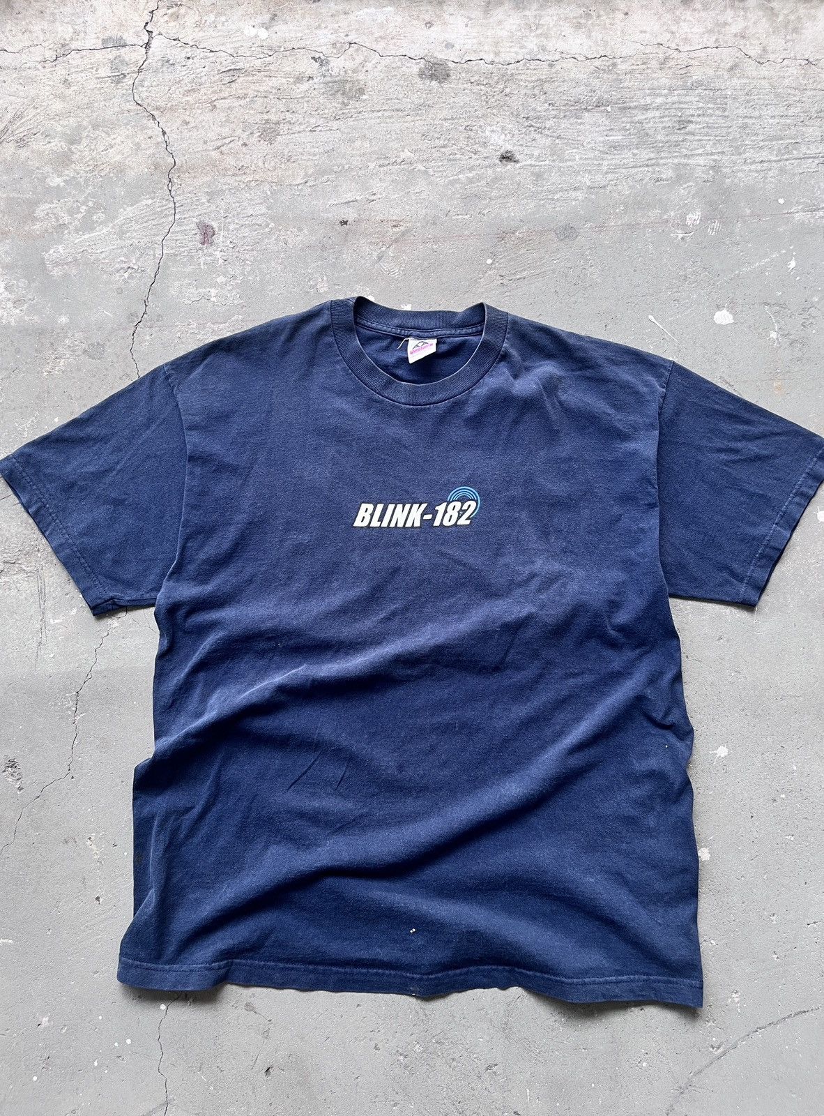 Band Tees Vintages 90s Blink-182 T-Shirt L – Navy – Read Description Size US XL / EU 56 / 4 - 1 Thumbnail