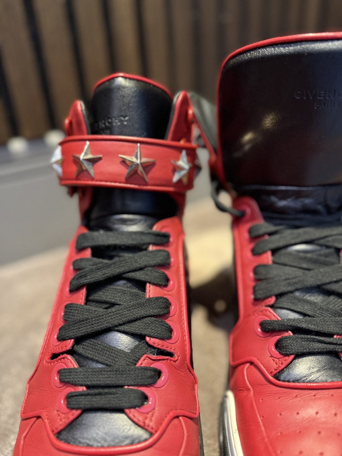Givenchy GIVENCHY TYSON STAR RED HIGH TOP LEATHER SNEAKERS Size US 10 / EU 43 - 7 Thumbnail