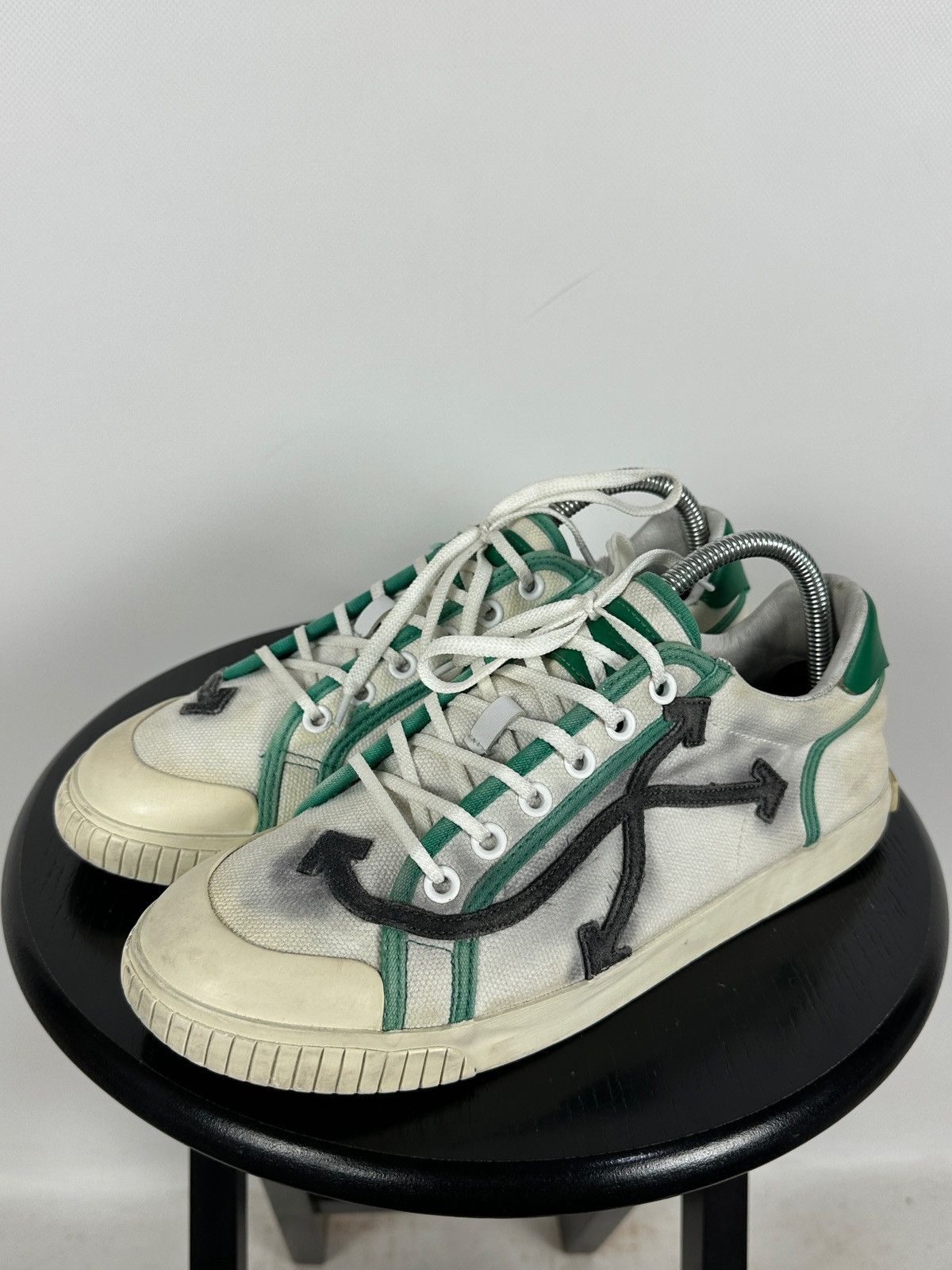Off-White Off-White Vulcanized Virgil Abloh Low Top Sneakers Size US 9 / EU 42 - 2 Thumbnail