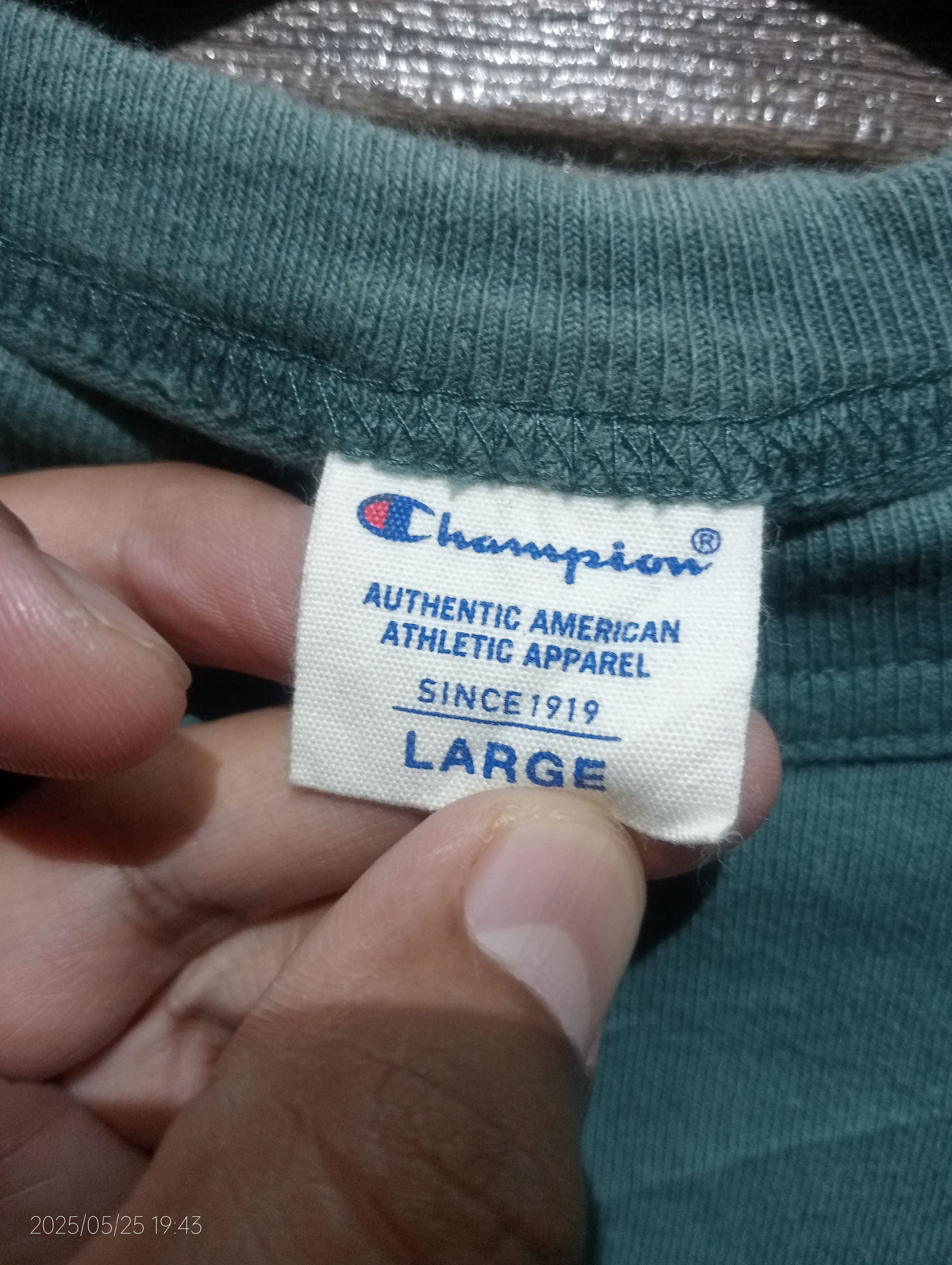 Champion Vintage Champion Spellout Tee Very Rare Size US L / EU 52-54 / 3 - 5 Thumbnail