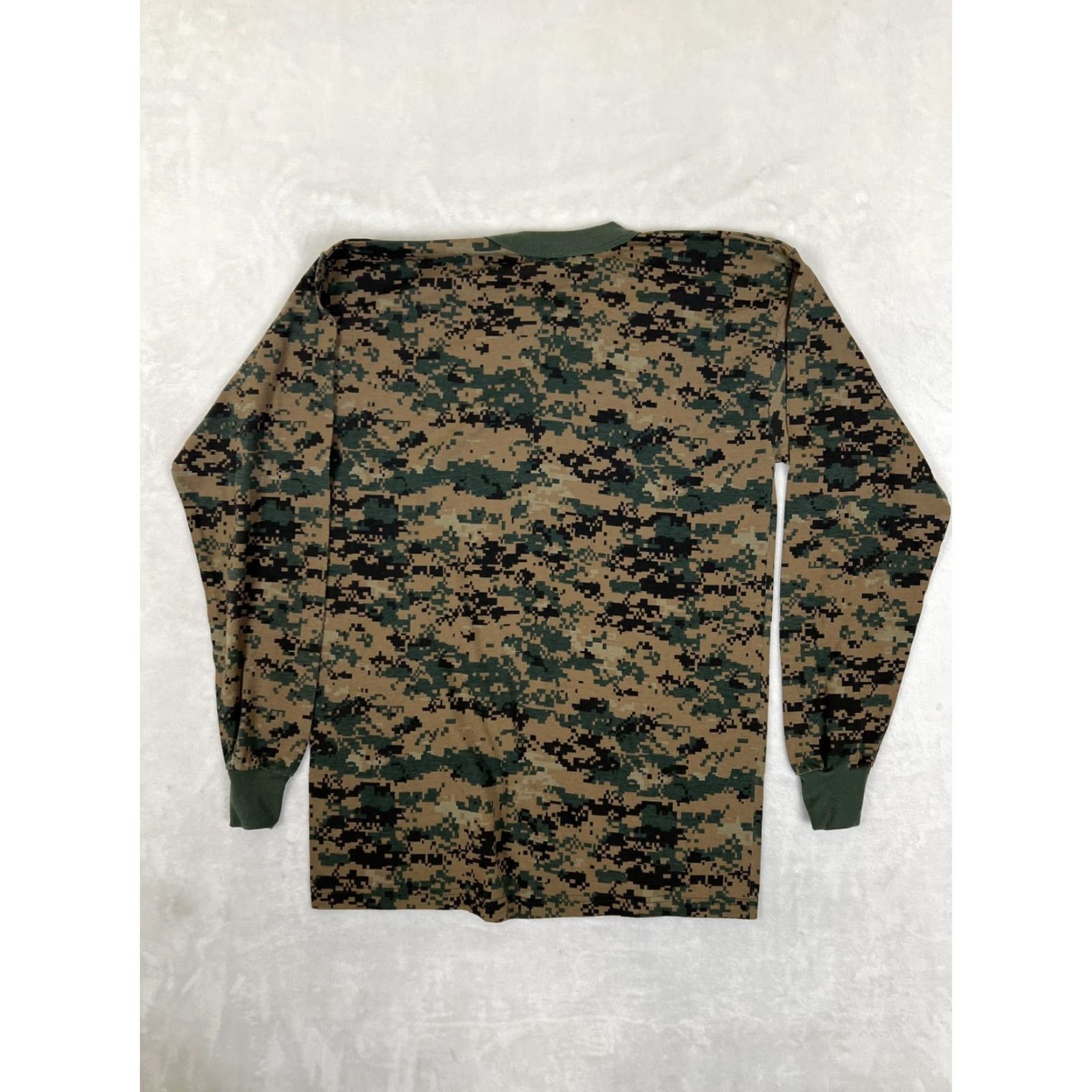 Vintage Vintage Tee Swing Green Camouflage Long Sleeve T-Shirt Mens Large Crew Neck Shirt Camouflage Pattern Fall Cotton Polyester Jersey 50/50 Size US L / EU 52-54 / 3 - 5 Thumbnail
