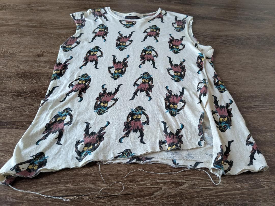 Undercover Undercover 2003SS Scab Sleeveless Tee U313 Size M Size US M / EU 48-50 / 2 - 13 Thumbnail