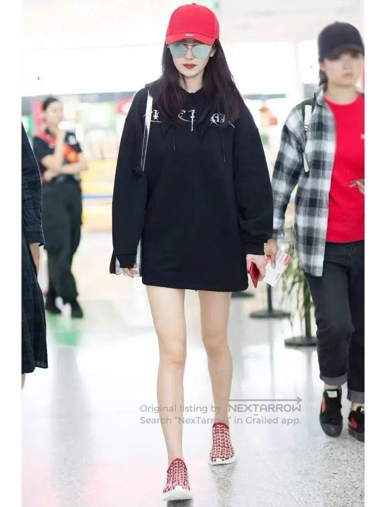 Balenciaga Balenciaga Sanskrit doll collar hooded sweater Size US XS / EU 42 / 0 - 6 Thumbnail