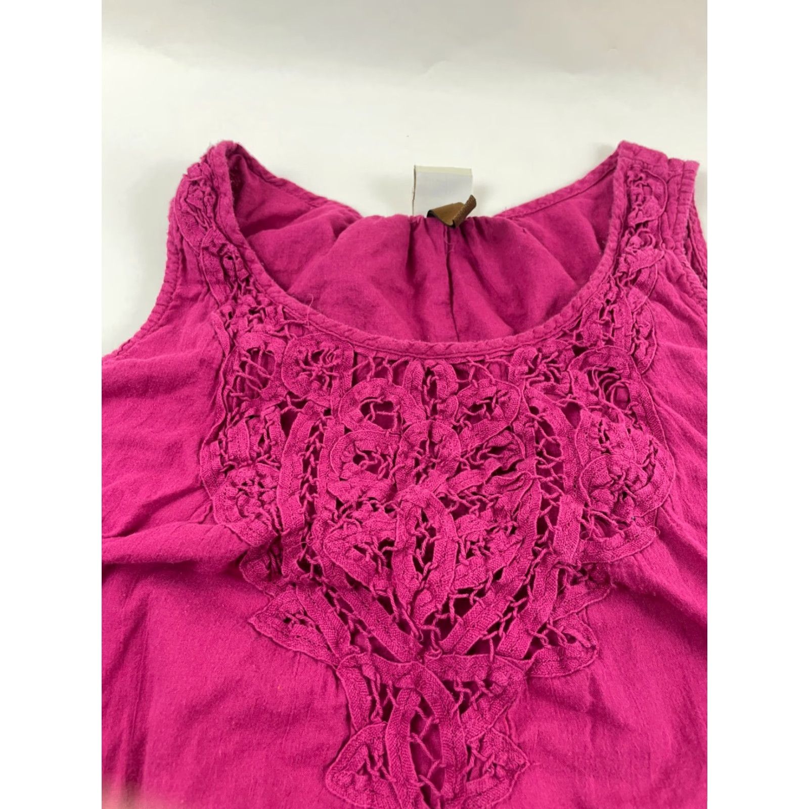 Vintage **Women's Size Medium Fuchsia Pink Sonoma Tank Top Sleeveless** User: **Fuchsia Pink Women's Size Medium Sonoma Tank Top Sleeveless** Size M / US 6-8 / IT 42-44 - 3 Thumbnail