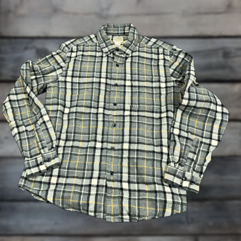 Vintage L.L. Bean Gray Plaid Flannel Shirt Adult Medium Button-Up Casual Workwear Mens Size US M / EU 48-50 / 2 - 1 Thumbnail