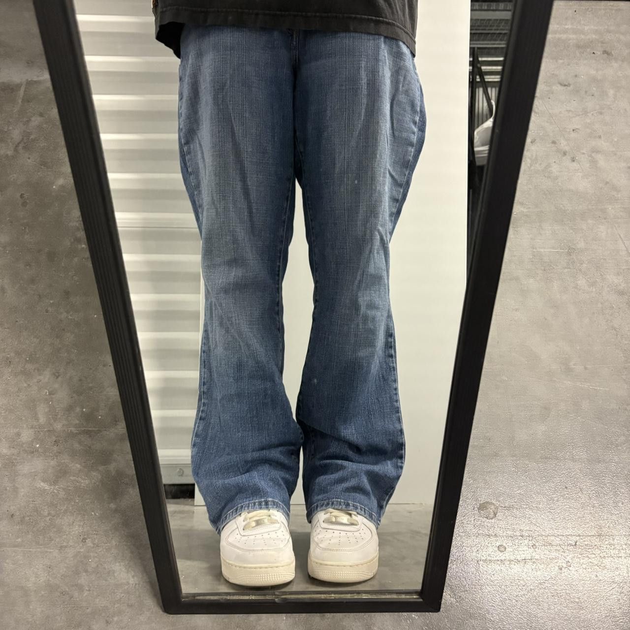 Levi's Vintage Y2K/2000s Bootcut Levis 515 Medium wash Denim Jeans! Size US 36 / EU 52 - 1 Thumbnail