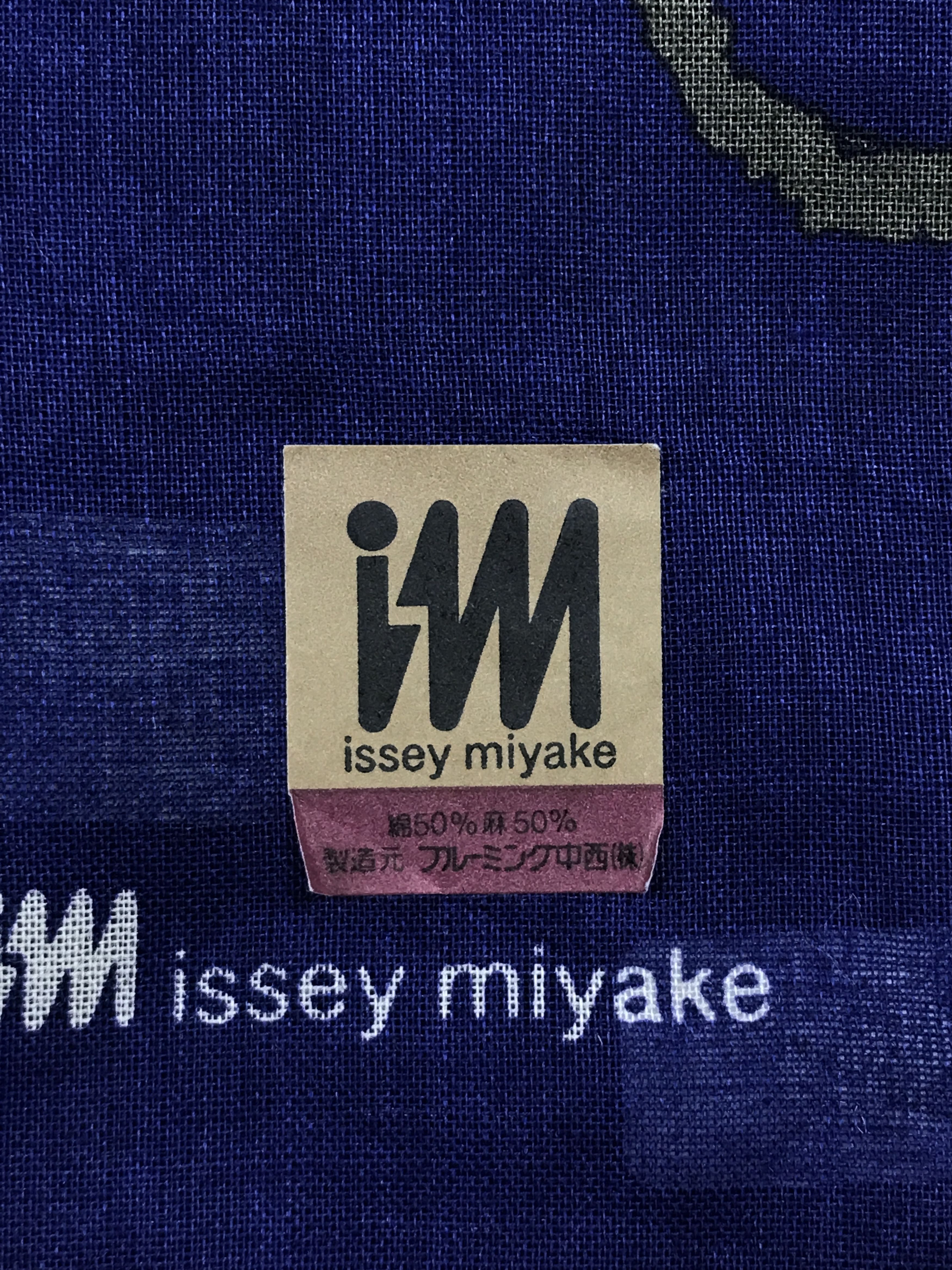Issey Miyake × Japanese Brand × Vintage Vintage Issey Miyaki Bandana Neckerchief Handkerchief Size ONE SIZE - 6 Thumbnail