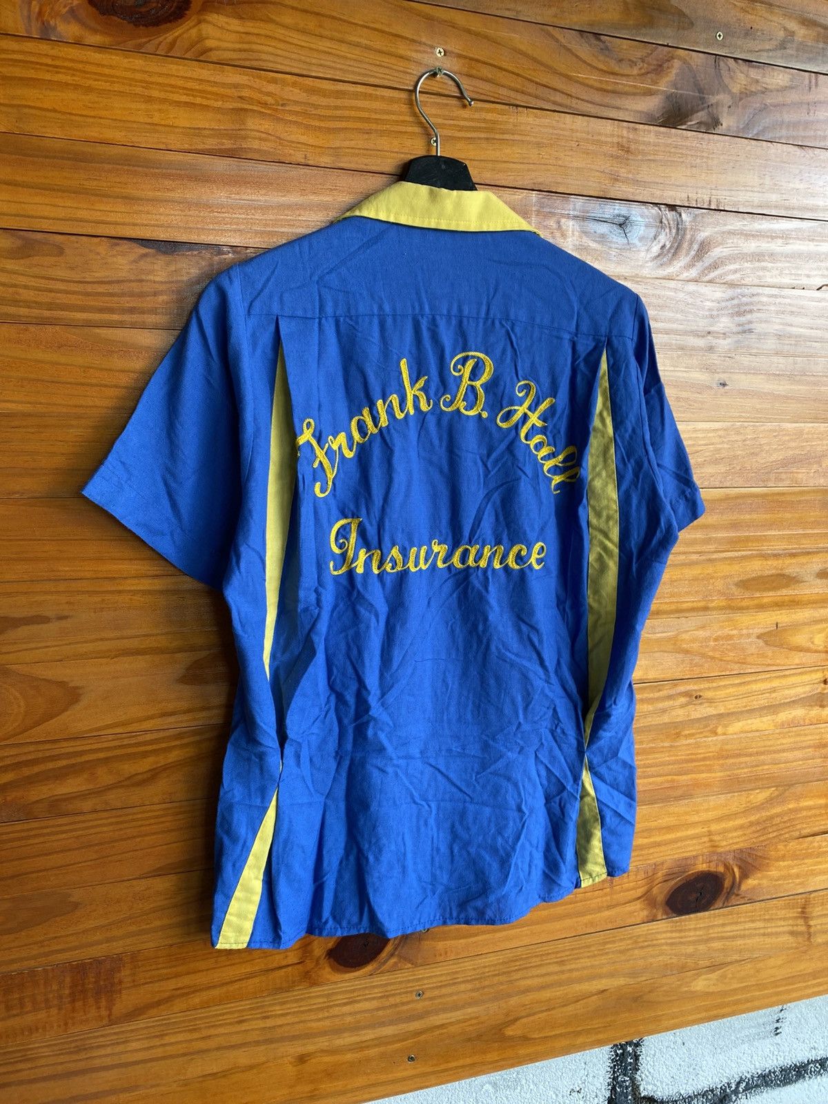 Vintage Vintage 60 King Louie Blue Yellow Embroidered Bowling Shirt Size US S / EU 44-46 / 1 - 11 Thumbnail
